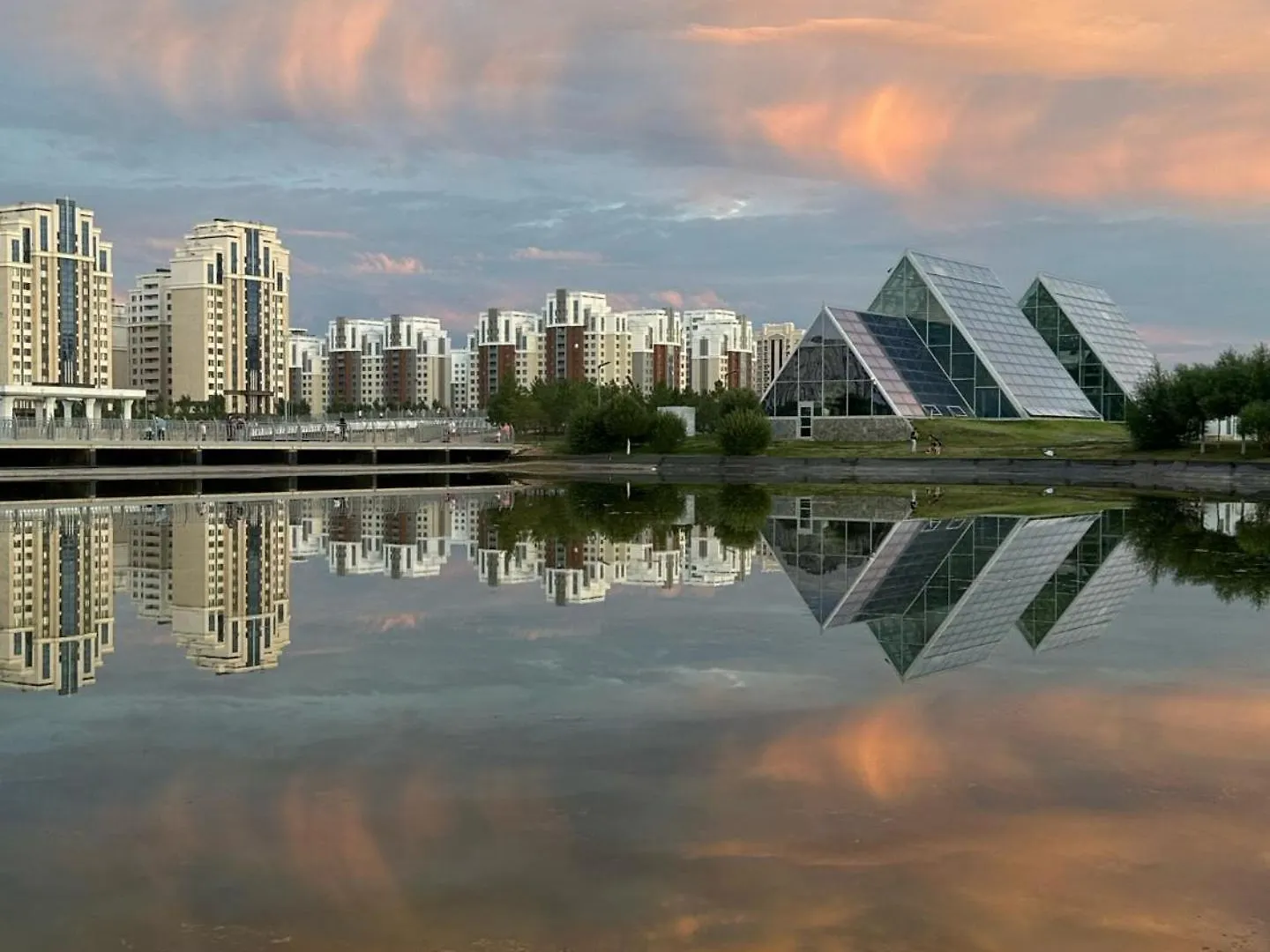 Атлетик Сити Апартаменты Возле Expo И Mega Silk Way Astana